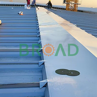 Metal Roof Solar Mounting Systems in China 1.1MW